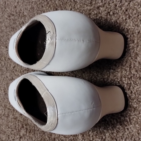 Life Stride women formal dress shoes size 7.5W white heeled shoes - Picture 6 of 11